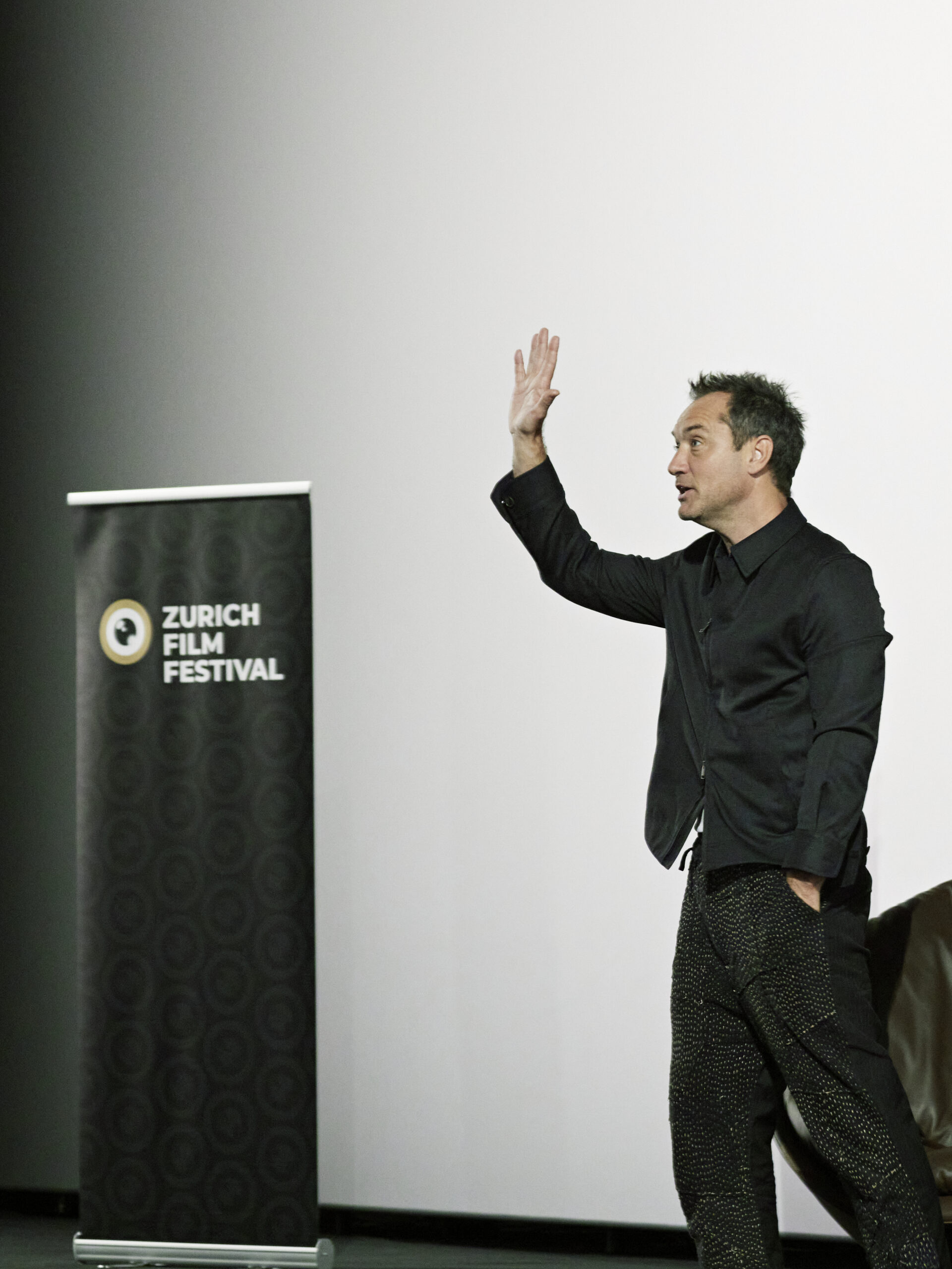 ZFF Masters 2024 Jude Law- Zürich Filmfestival - sarahkimstudio - Sarah Kim Friedli